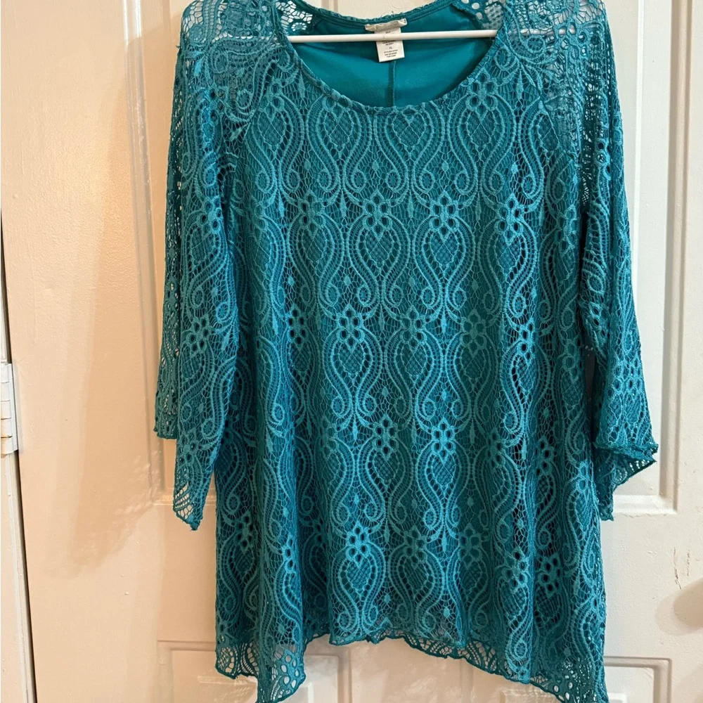 Brittany Black Teal Lace Blouse - Picture 2 of 9